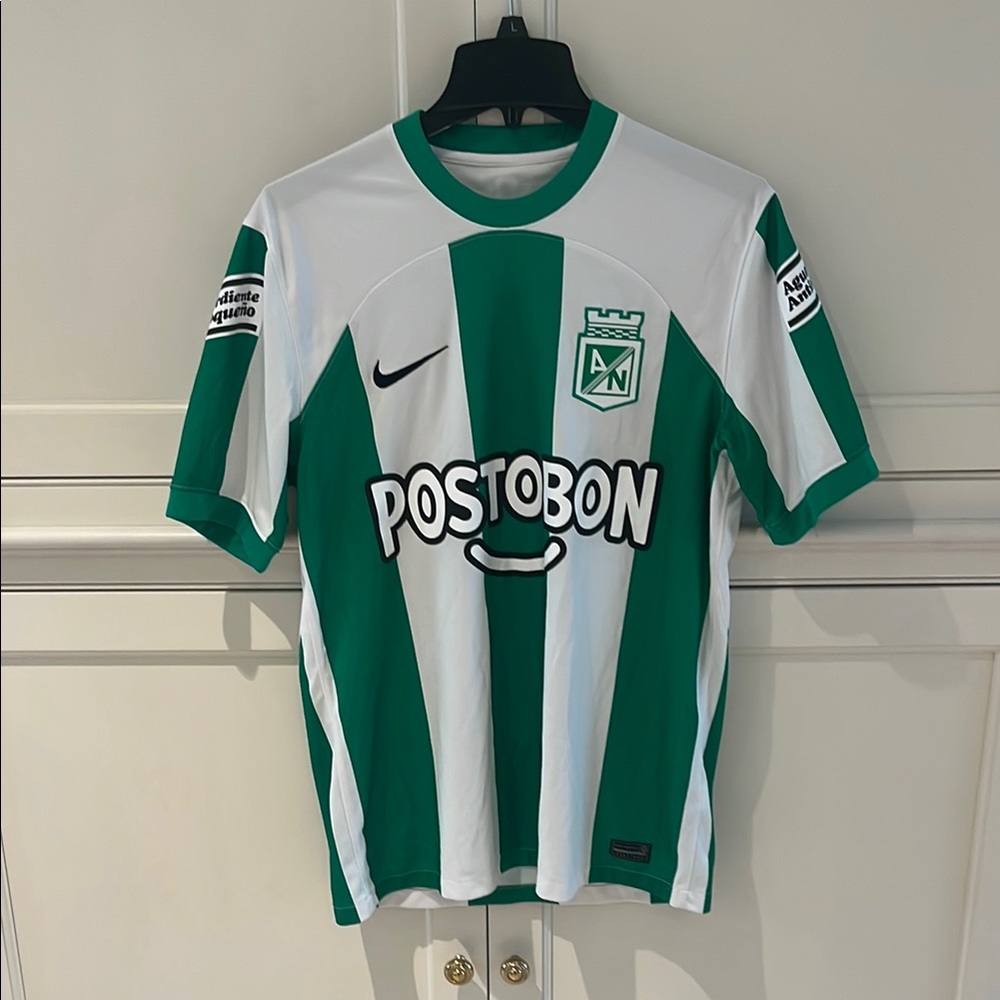 Atlético Nacional Nike Jersey size adult small